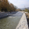 Корзины из проволочной сетки Gabion, наполненные камнем